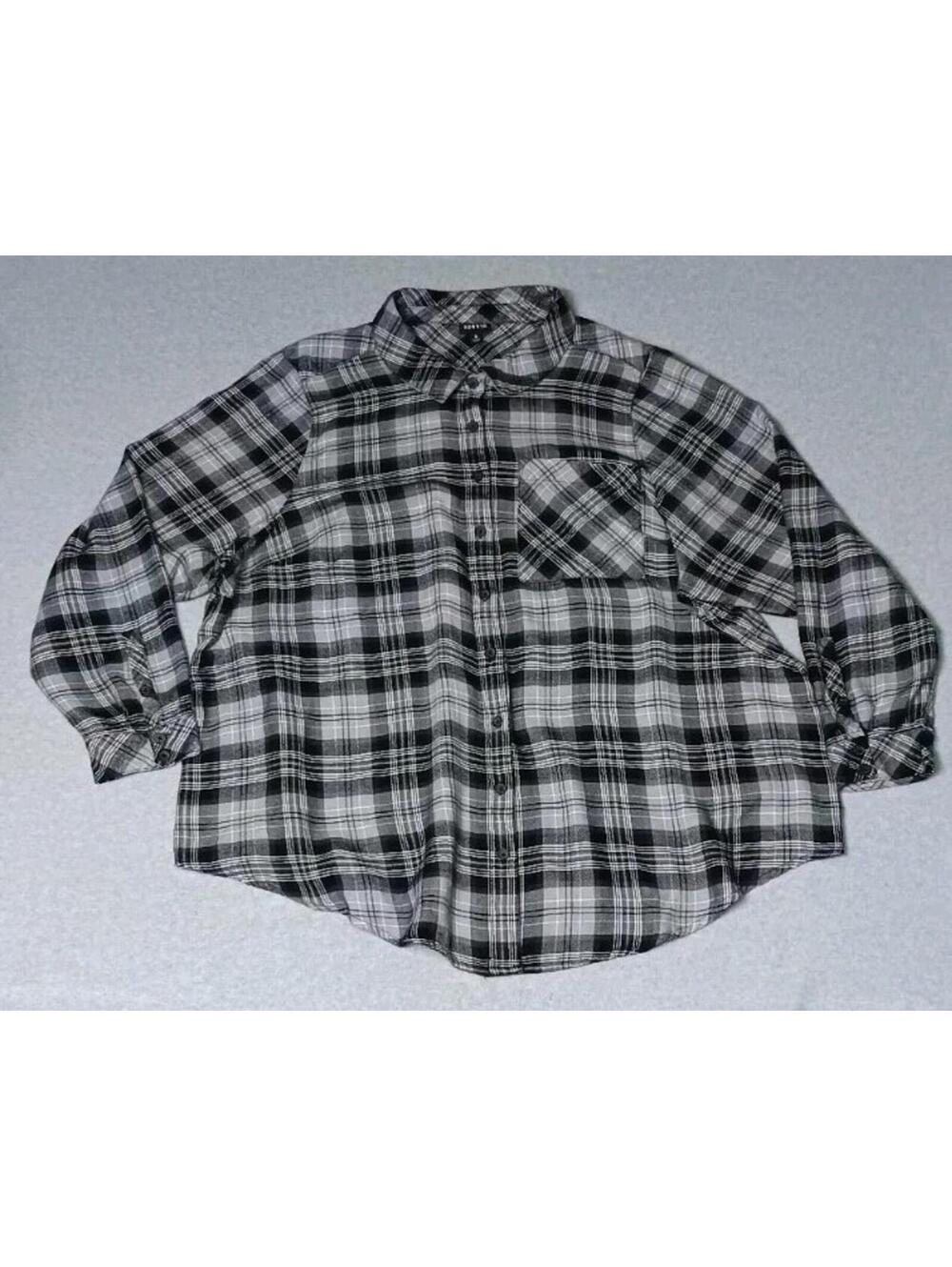 Torrid Long Sleeve Button Up Flannel Shirt Womens Size 5XL Gray Plaid Super Soft